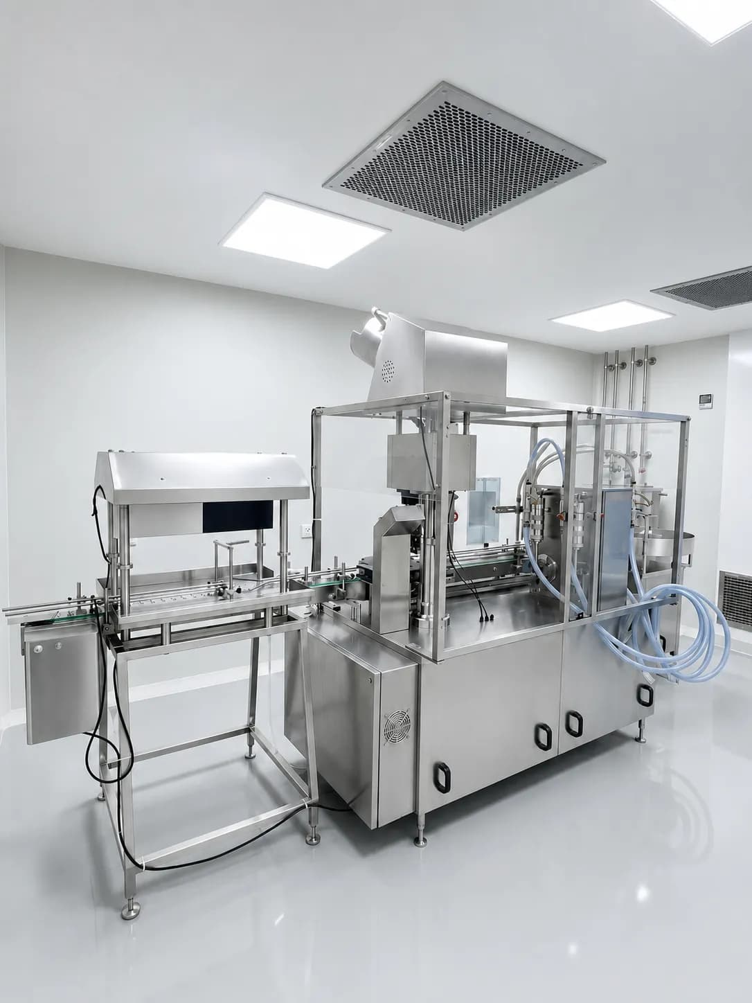 Automatic liquid filling line for syrups and suspensions